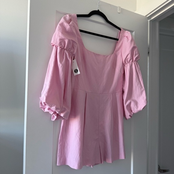 Pale powder pink puff sleeve linen romper - size 6 (Medium) NWT - Picture 2 of 5
